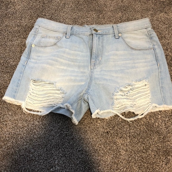 Mossimo Supply Co. Pants - Mossimo Boyfriend Midi Shorts